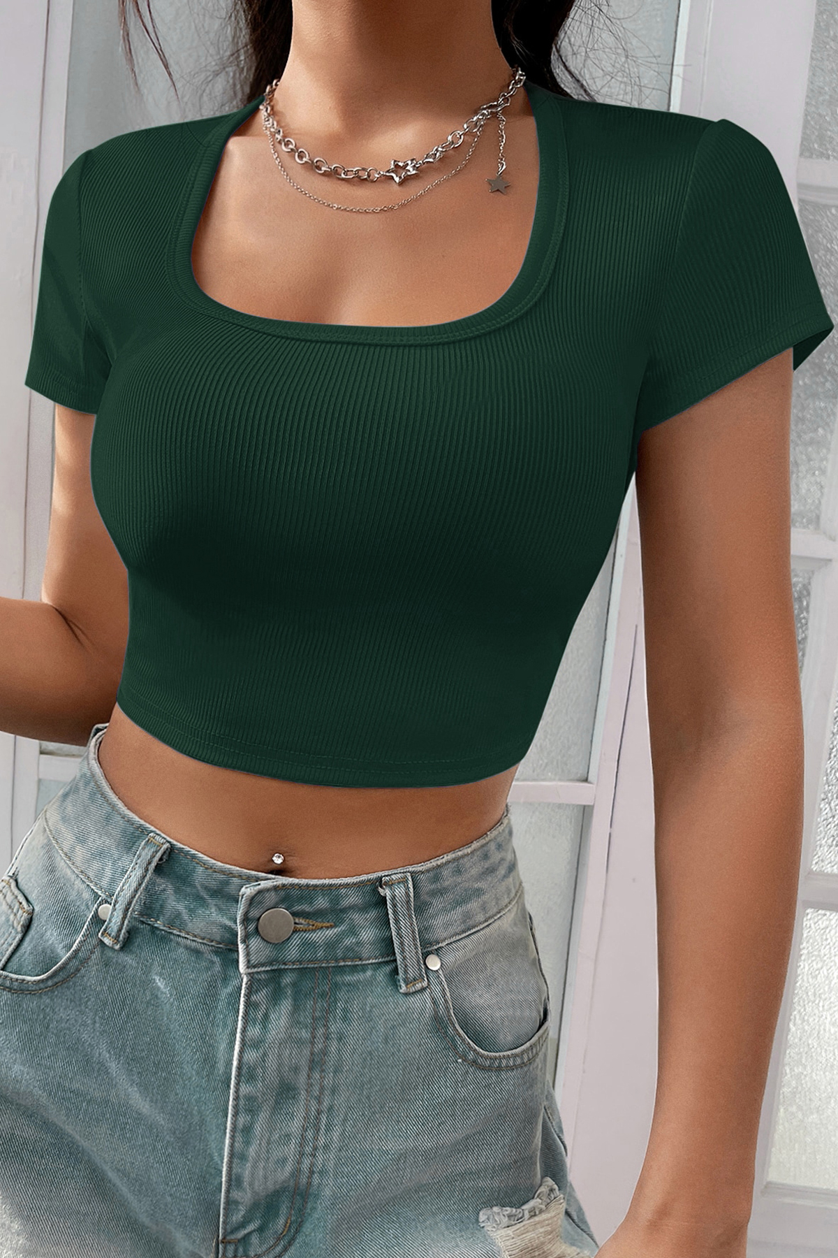 1-107 Kadın Yeşil Yarım Kol Düz Yaka Crop Top Bluz - Görsel 1