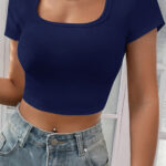 Kadın Lacivert Yarım Kol Düz Yaka Crop Top Bluz