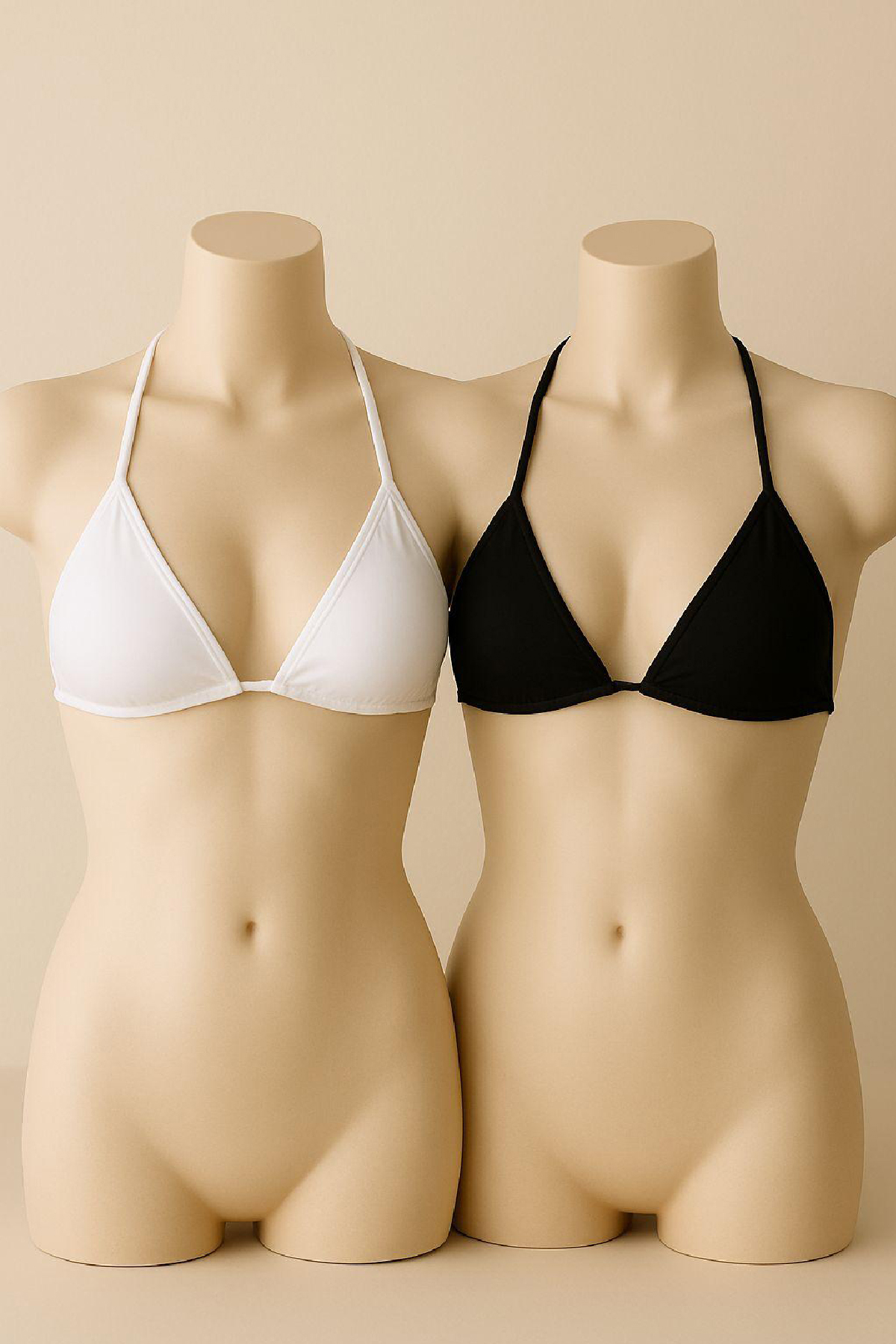 1-54 Kadın Siyah ve Beyaz Minimal Kesim Üçgen Bikini Üstü - Görsel 1
