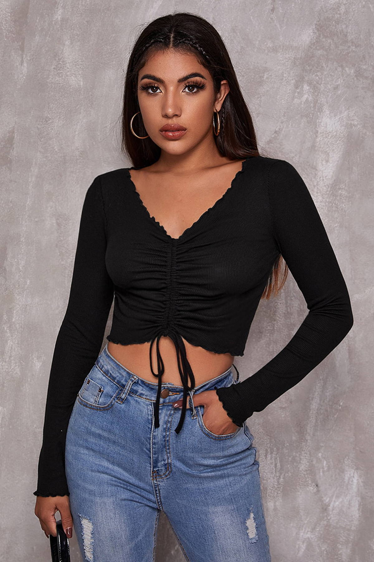 11-43 Kadın Siyah Uzun Kollu Büzdürme Bağcık Detaylı Crop Top Bluz - Görsel 1