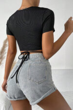 Kadın Siyah Yarım Kol Çapraz Bağlamalı Crop Top Bluz - Görsel 2