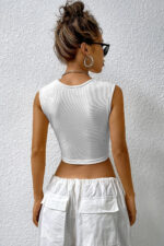 Kadın Beyaz Kare Yaka Kalınlaşan Omuz Detaylı Crop Top Bluz - Görsel 2