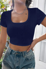 Kadın Lacivert Yarım Kol Düz Yaka Crop Top Bluz - Görsel 3