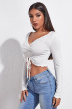 Kadın Beyaz Uzun Kollu Büzdürme Bağcık Detaylı Crop Top Bluz - Görsel 4