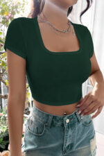 Kadın Yeşil Yarım Kol Düz Yaka Crop Top Bluz - Görsel 4