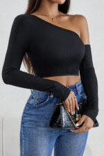 Kadın Siyah Tek Omuz Detaylı Uzun Kol Crop Top Bluz - Görsel 4