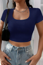 Kadın Lacivert Yarım Kol Düz Yaka Crop Top Bluz - Görsel 5