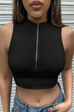 Kadın Siyah Yarım Fermuarlı Sıfır Kol Crop Top Bluz - Görsel 5