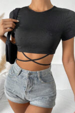 Kadın Siyah Yarım Kol Çapraz Bağlamalı Crop Top Bluz - Görsel 5