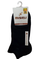 Mısırlı kadın bambu çetik çorap asorti renk seçenekleriyle tanıtılıyor
