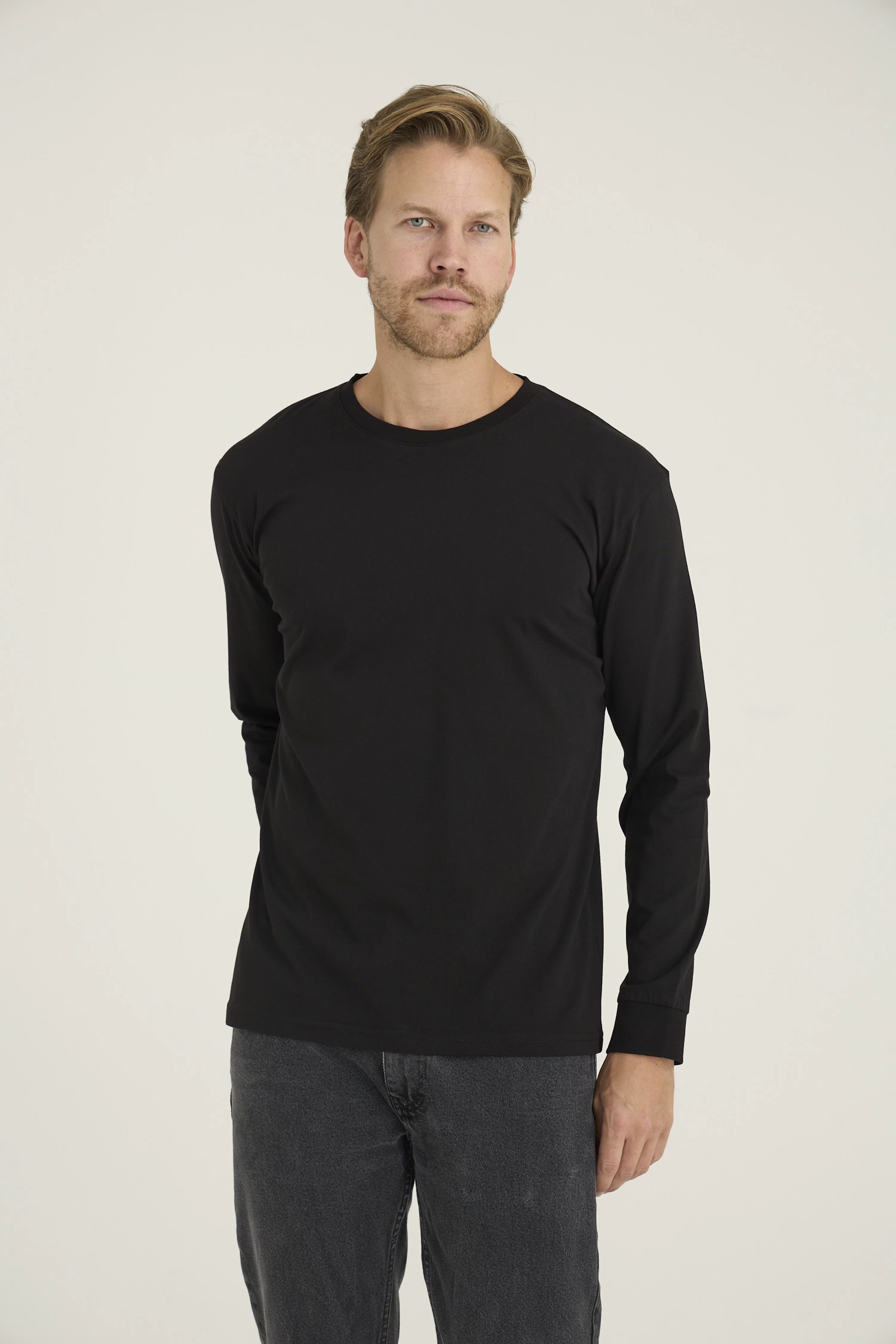 kocabey-t-513-erkek-oyaka-uzunkol-t-shirt-58120151-sw1500sh2250 Kocabey T-513 Erkek O.Yaka Uzunkol T-Shirt - Görsel 1