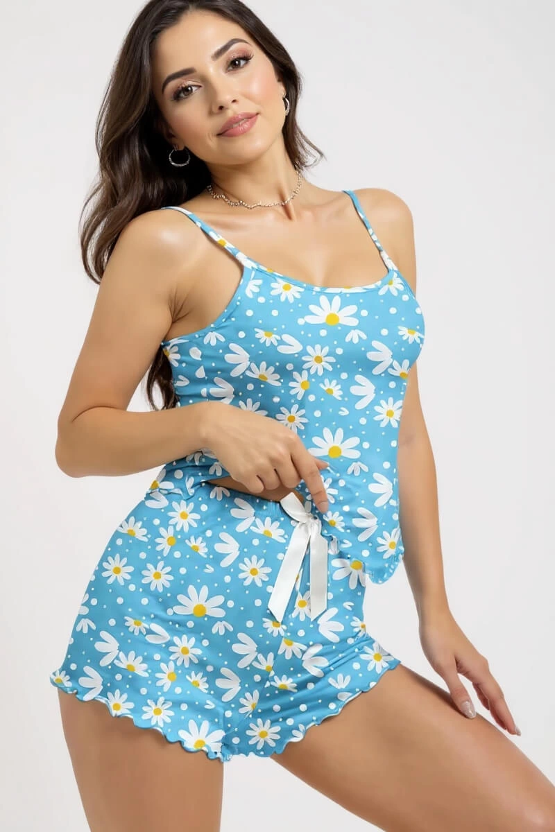 papatya-baskili-mavi-askili-sortlu-pijama-takimi-184832854-sw800sh1200 Papatya Baskılı Mavi Askılı Şortlu Pijama Takımı - Görsel 1