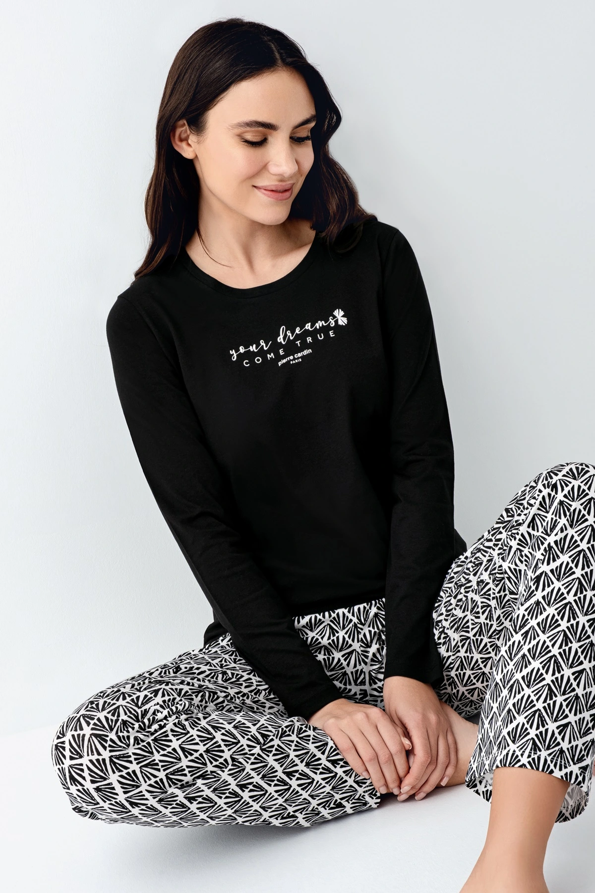 pierre-cardin-9068-s-kadin-uzun-kol-pijama-takim-94507328-sw1200sh1800 Pierre Cardin 9068-S Kadın Uzun Kol Pijama Takım - Görsel 1