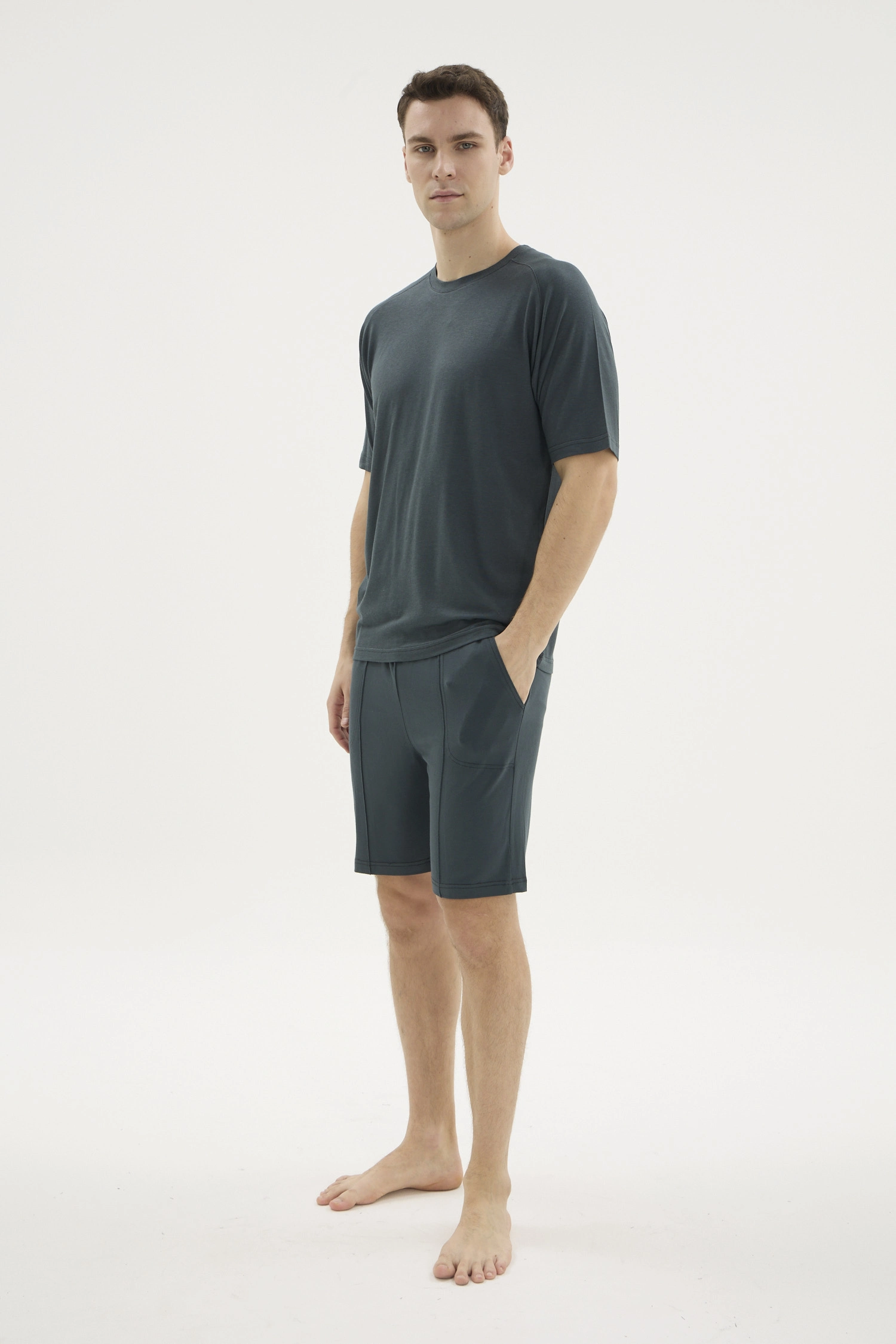 kocabey-st-26211-o-yaka-sortlu-pijama-takimi-18518066-sw1500sh2250 Kocabey ŞT-26211 O Yaka Şortlu Pijama Takımı - Görsel 1