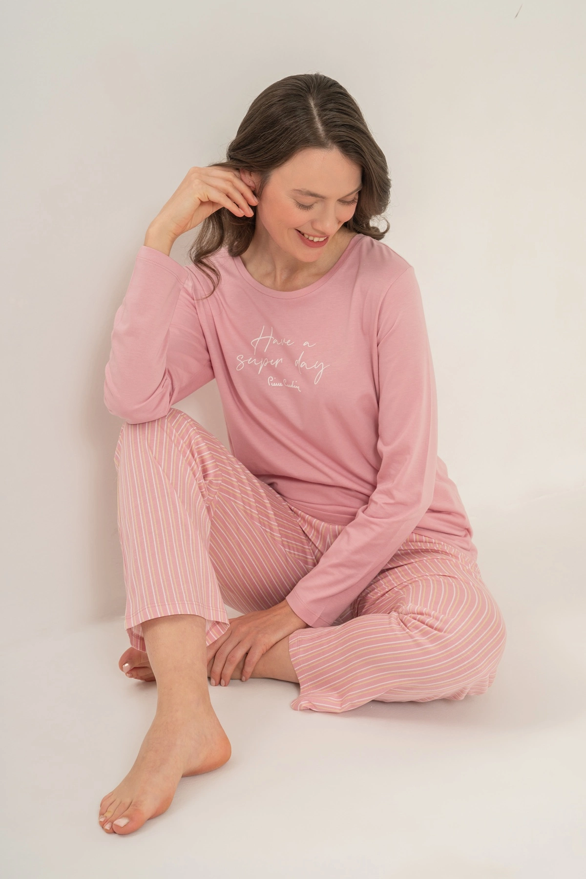 pierre-cardin-pc9294-s-kadin-uzun-kollu-pijama-takimi-82079313-sw1200sh1800 Pierre Cardin Pc9294-S Kadın Uzun Kollu Pijama Takımı - Görsel 1