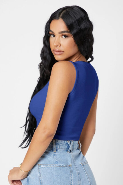 Lacivert crop top bluz yan açıdan manken üzerinde
