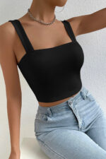 Kadın Siyah Kare Yaka Kalın Askılı Dekolteli Crop Top Bluz - Görsel 4